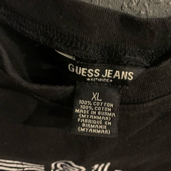 Kids Guess Tshirt - Picture 2 of 2